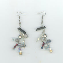 Load image into Gallery viewer, drop earrings 1111
