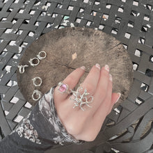 Load image into Gallery viewer, sapphire ring
