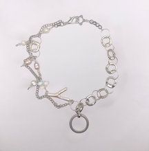 Load image into Gallery viewer, pearl chain link choker
