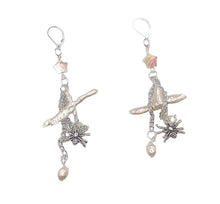 Load image into Gallery viewer, dangle earrings 3031
