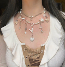 Load image into Gallery viewer, powder room
