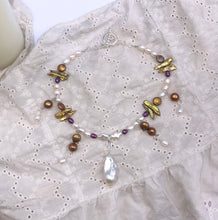 Load image into Gallery viewer, weird honey
